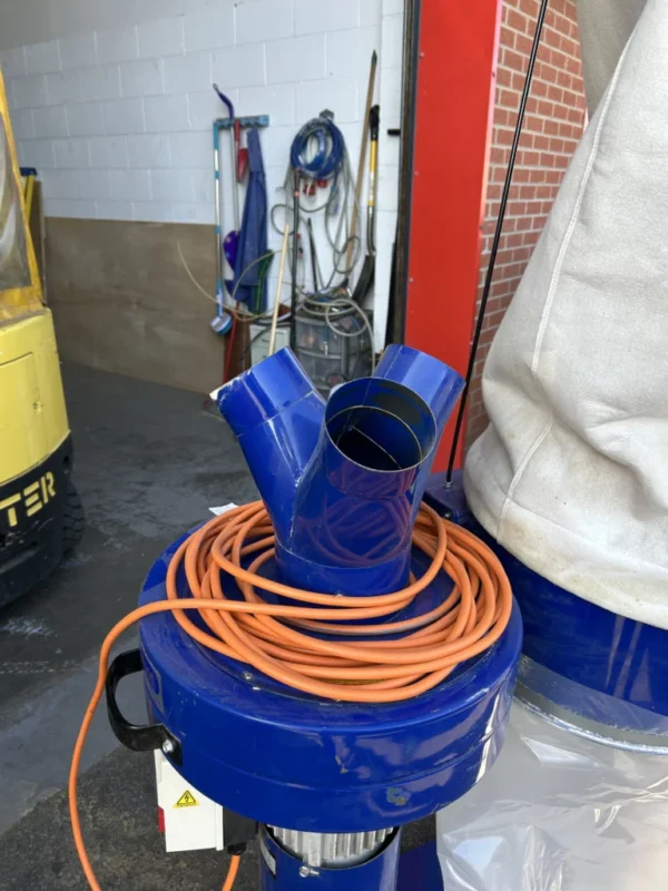 2 Bag Charnwood Professional Dust Extractor