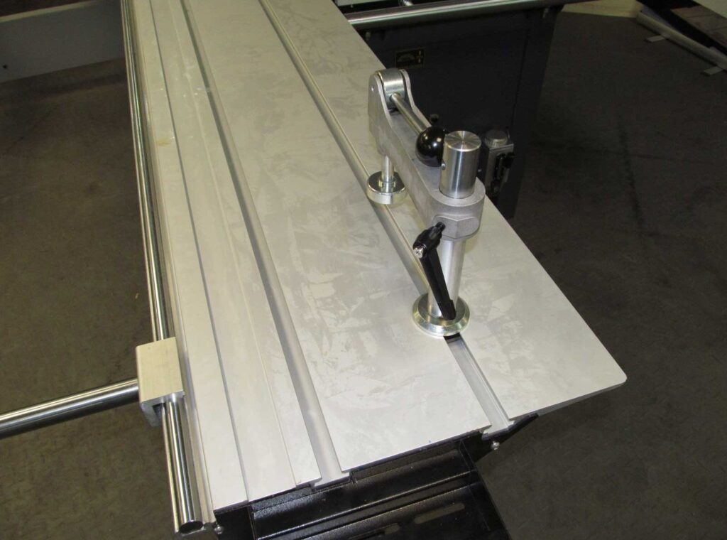 Dominion CP32-E panelsaw - Image 2