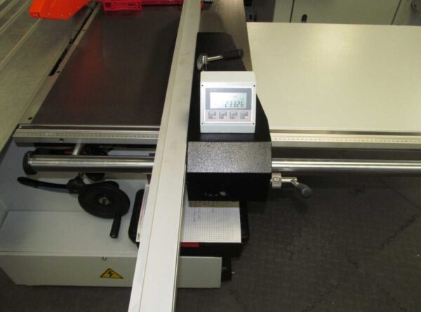 Dominion CP-16M panelsaw